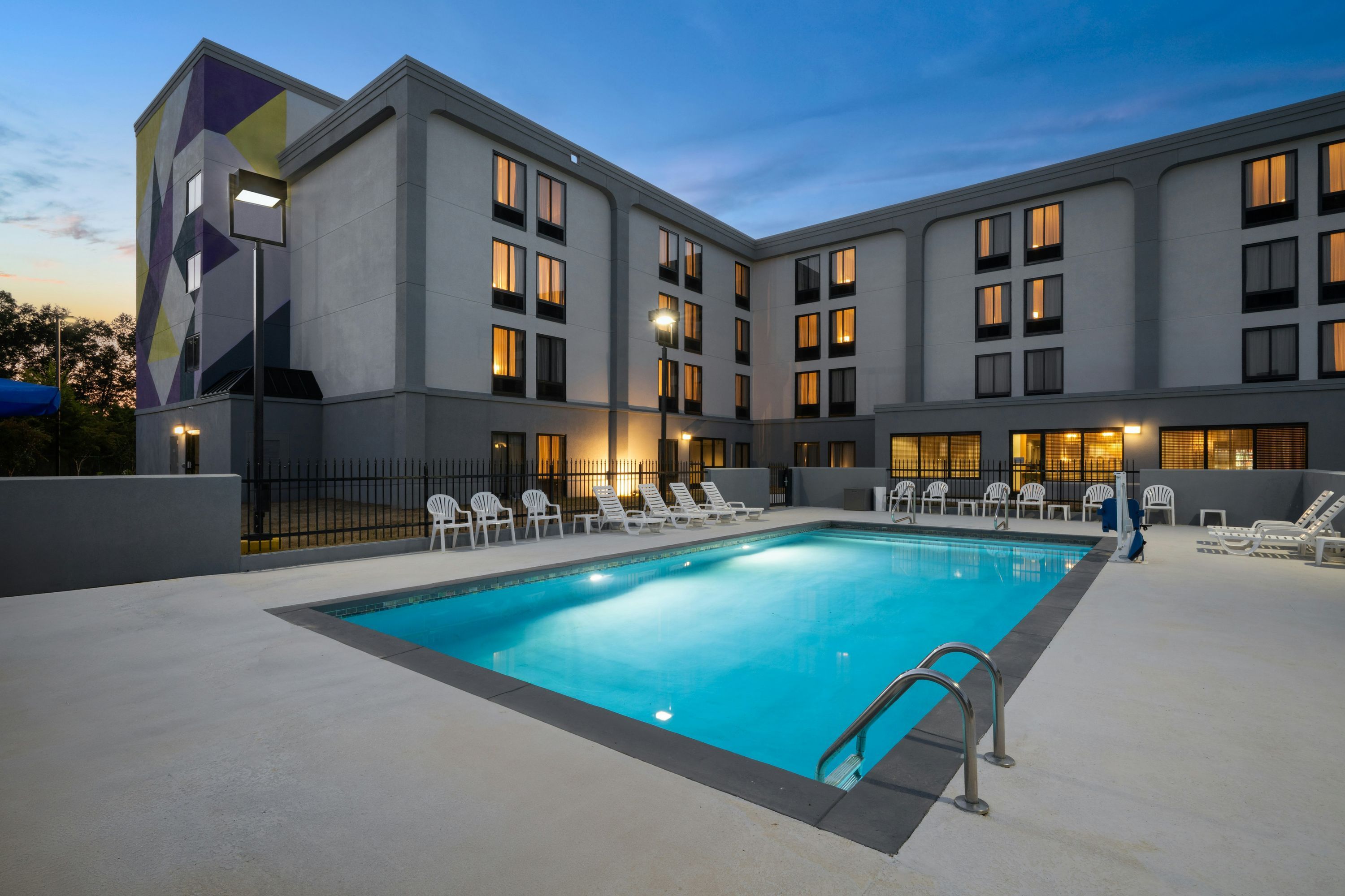 Spark By Hilton Decatur - Decatur - Pool