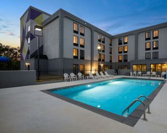 Spark By Hilton Decatur - Decatur - Pool