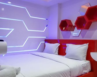 Nice And Comfort 2Br At Belmont Residence Puri Apartment - Yakarta - Habitación