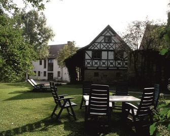 Ferienwohnung Zeck - Staffelstein - Innenhof