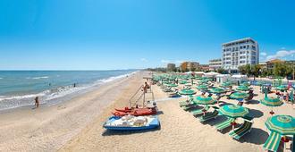 Hotel Atlantic - Senigallia - Spiaggia