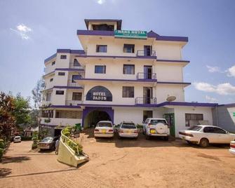Dan's Hotel - Kisii - Building
