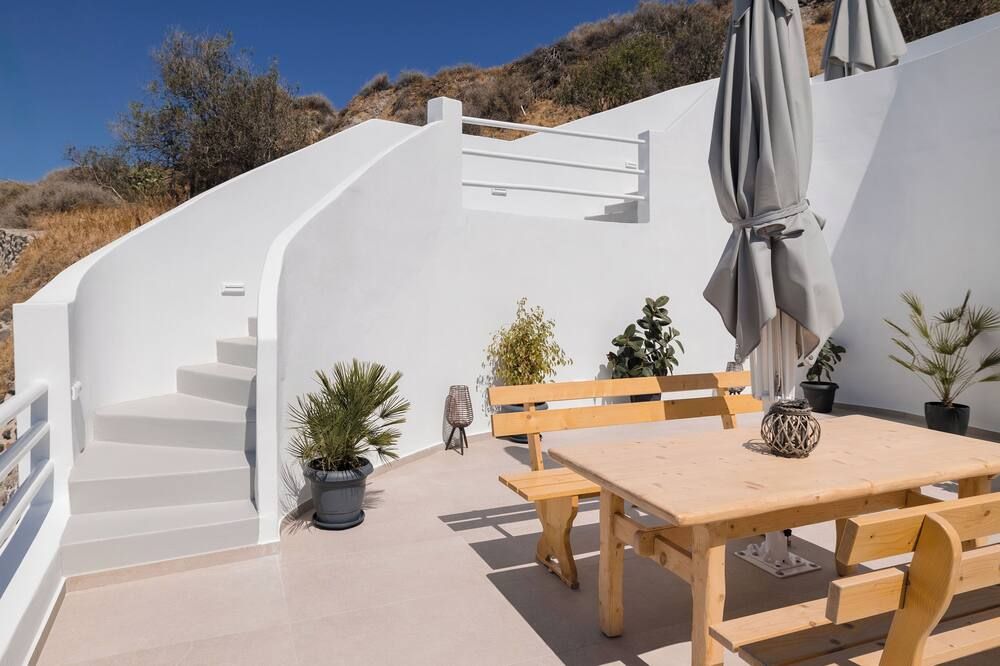 Captain's house suites - Oia