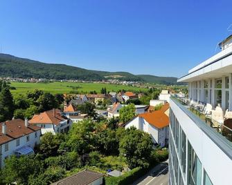 Panorama Hotel am Rosengarten - Neustadt an der Weinstrasse - Balcony