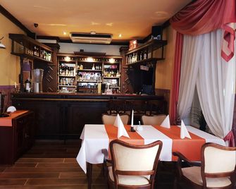 Hotel Stara Poczta - Tychy - Bar