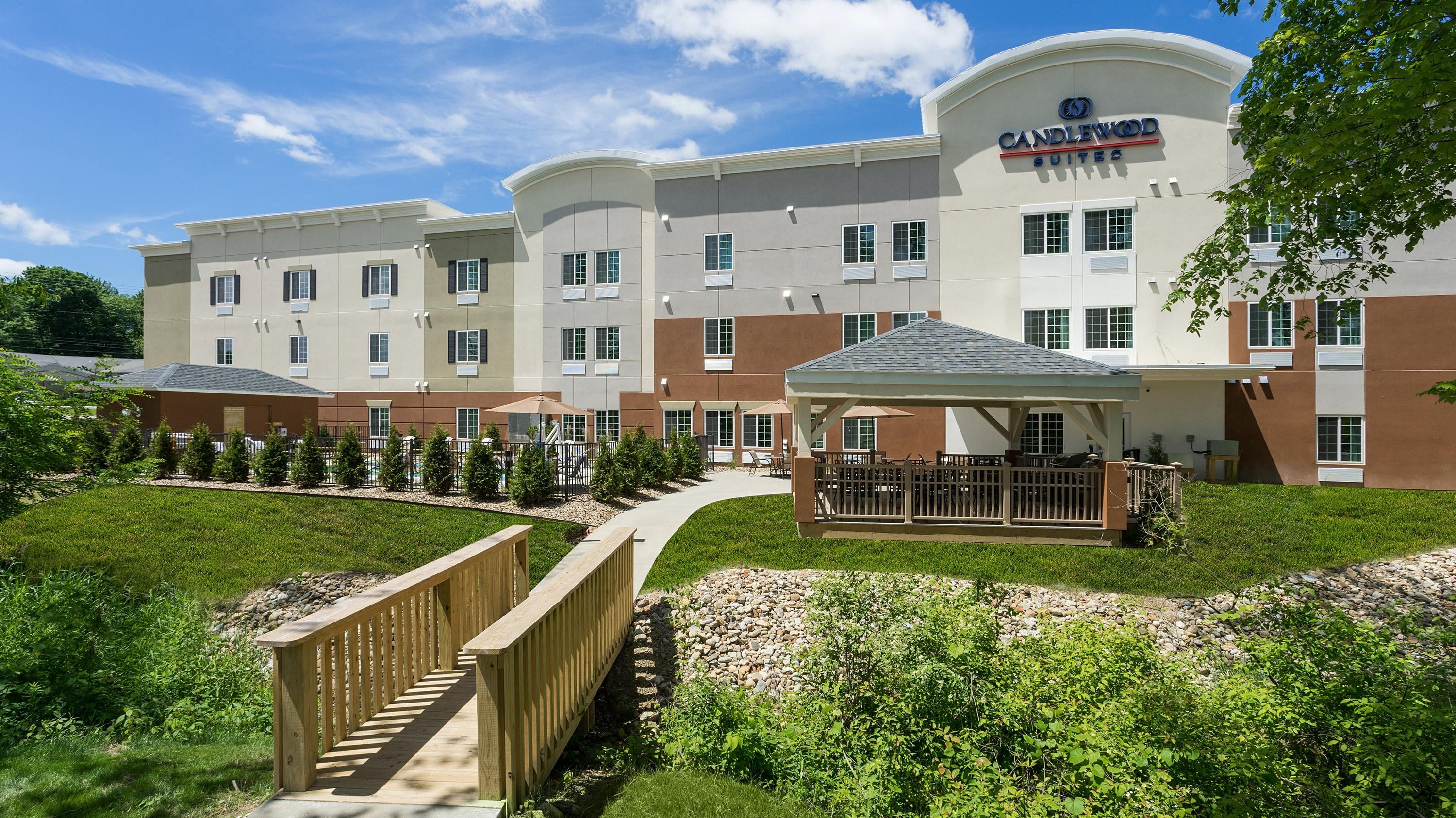 Candlewood Suites Grove City - Outlet Center 98 Mercer Hotel Deals Reviews - Kayak
