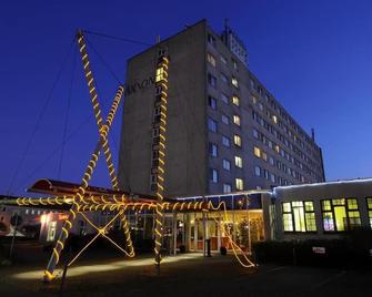 Trip Inn Axxon Hotel - Brandeburgo - Edificio