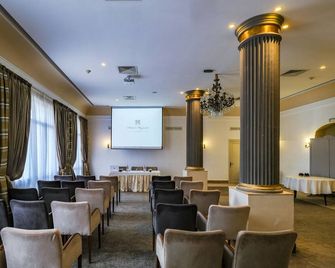 Majestic Hotel - Tunis - Møterom