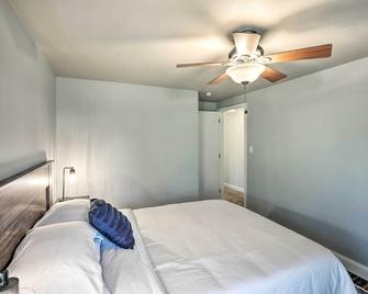 Sioux Center Split-Level Home w/ Game Room! - Sioux Center - Habitación