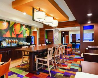 Fairfield Inn and Suites Lansing West - Lansing