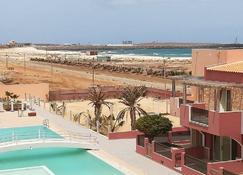 Two-room apartment with sea view, with swimming pool, Praia Cabral, Boa Vista, Cabo Verde - Boa Vista - Pool