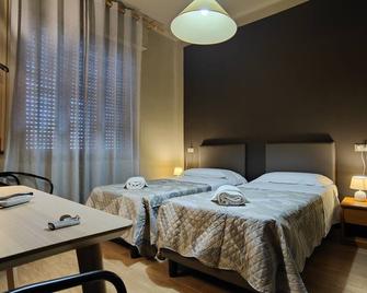 Albergo Italia di Nardi Renzo & C Snc - Poggibonsi - Ložnice