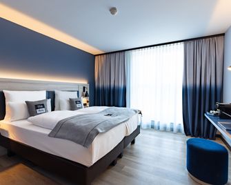 Holiday Inn - The Niu, Quay Hamburg Harburg by IHG - Hamburg - Bedroom