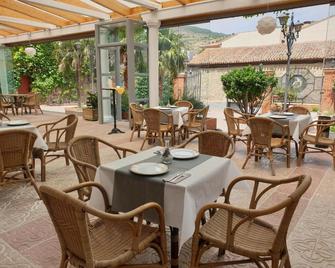 Hotel Dracos - Cebreros - Restaurant