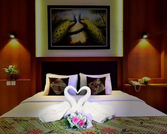 Griya Sentana Hotel - Jogjacarta - Quarto