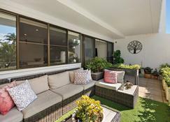 The Oasis Apartments and Treetop Houses - Byron Bay - Patio