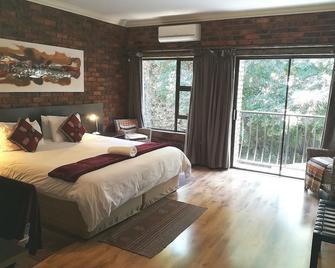 24 Onvrey Guest House - Johannesburg - Bedroom