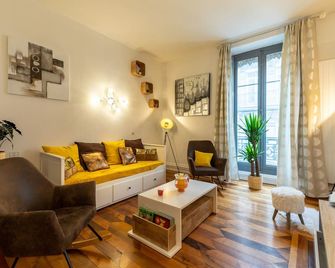Le Contemporain, Hyper-centre, 8 pers - Grenoble - Living room
