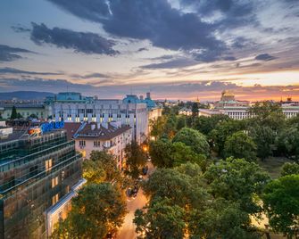 Crystal Palace Boutique Hotel - Sofia - Outdoor view