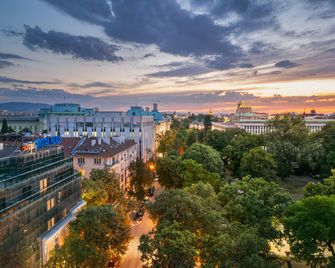 Crystal Palace Boutique Hotel - Sofia - Outdoor view
