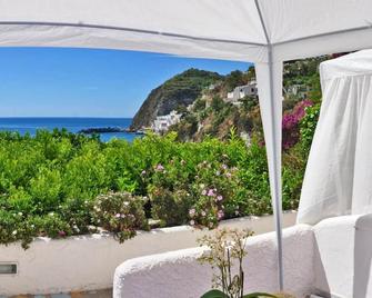 Hotel Casa Rosa Sea & Spa - Serrara Fontana - Balkon