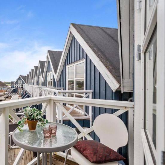 Charming Holiday Home Right At Grenaa Marina With Terraces Overlooking The Water Close To The Kattegat Centre, The Beach And Cosy Cafés – Grenaa