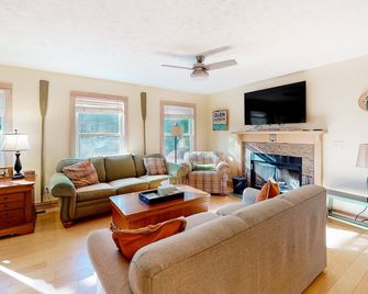 Absolute Leelanau - Glen Arbor - Sala de estar