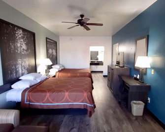 Super 8 by Wyndham Forney/East Dallas - Forney - Habitación