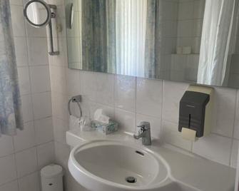 T&T by Thiesmann - Mülheim - Bathroom