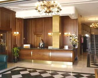 Hotel Lozano - Antequera - Front desk