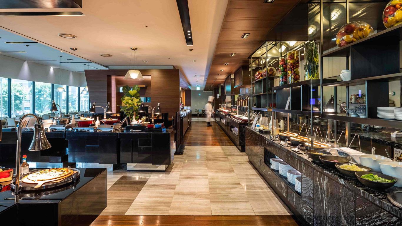 Novotel Ambassador Seoul Gangnam