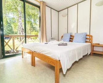 ZEcamping dog friendly piscine chauffée et restaurant bord de rivière - Banassac-Canilhac