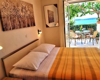 Apartments Tamara - Hvar - Bedroom