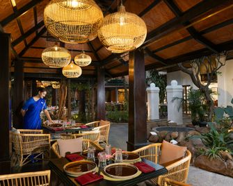 Vivanta Bengaluru Residency Road - Bengaluru - Εστιατόριο