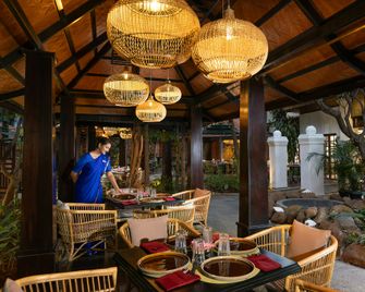 Vivanta Bengaluru Residency Road - Bangalore - Restaurant