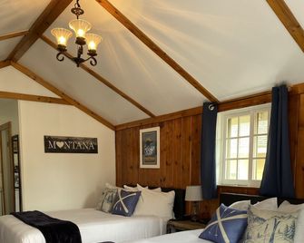 Lamplighter Cabins & Suites - Helena - Habitación