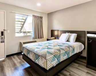 موتل 6 كارلسباد، كاليفورنيا - إيست - كارلسباد (كاليفورنيا) - غرفة نوم