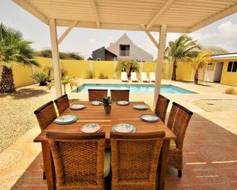 Palm Beach Cunucu villa - Noord - Piscină