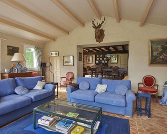 Cottage House with view on a castle - La Boissière-des-Landes - Sala de estar