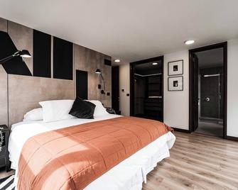Edificio Home - Departamento 3 Dormitorios, Barrio El Golf - Las Condes - Chambre