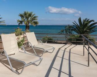 Golden Sand Hotel - Karfas - Balcony