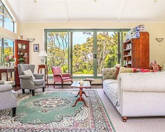 Annabells B&B - Whitianga - Sala de estar