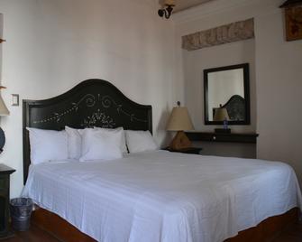 Mesón de la Merced Hotel Boutique Patio & Spa - Santiago de Querétaro - Bedroom