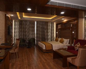 Hotel Jd Heavens - Jhajjar - Bedroom