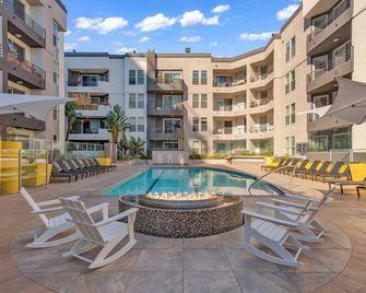 Warm Studio by the Ocean · Pool · Gym · Hot Tub · BBQ · Free Parking - Marina del Rey - Piscina