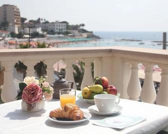 Villino Gregoraci Relais - Santa Marinella
