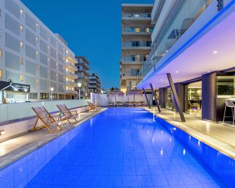 Mercure Rhodes Alexia Hotel & Spa - רודוס (עיר) - בריכה