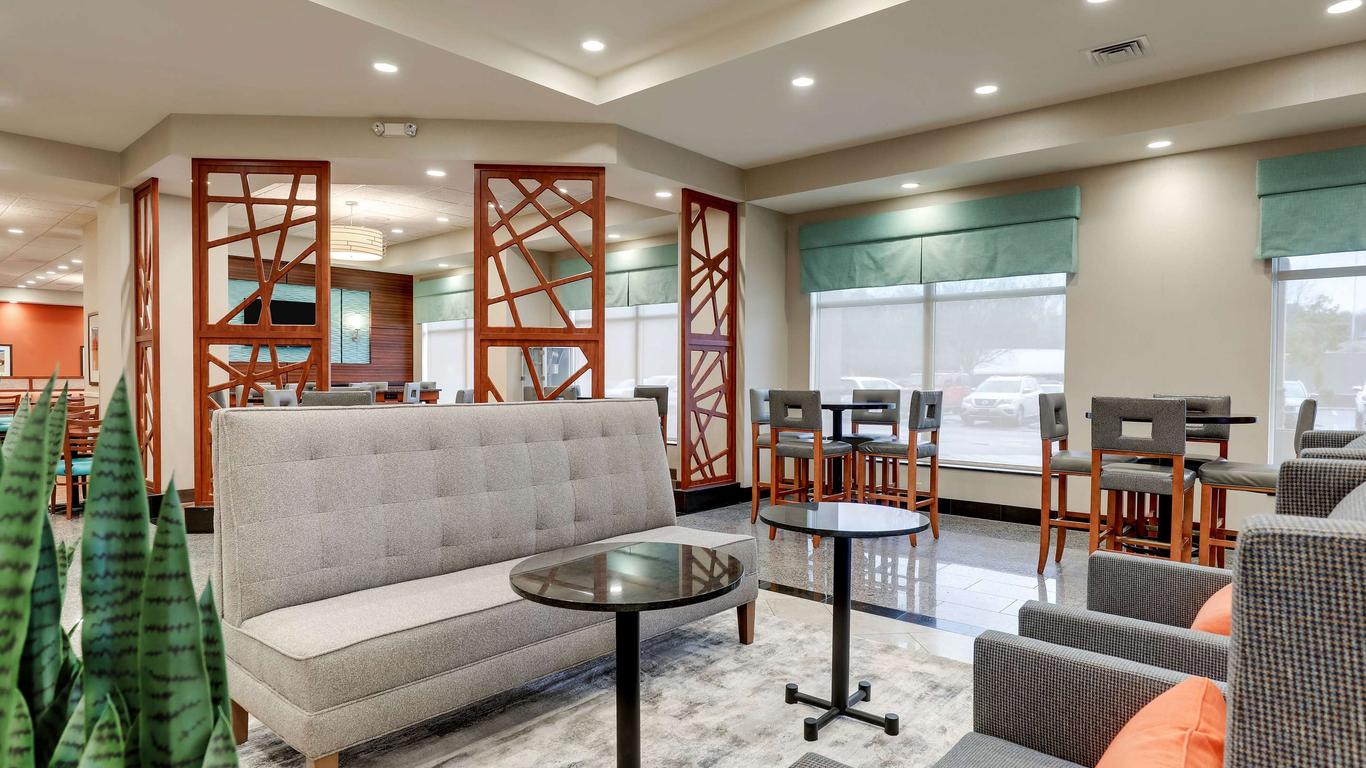 Drury Inn & Suites Charlotte Arrowood