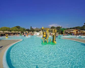 Piani di Clodia - Lazise - Piscina