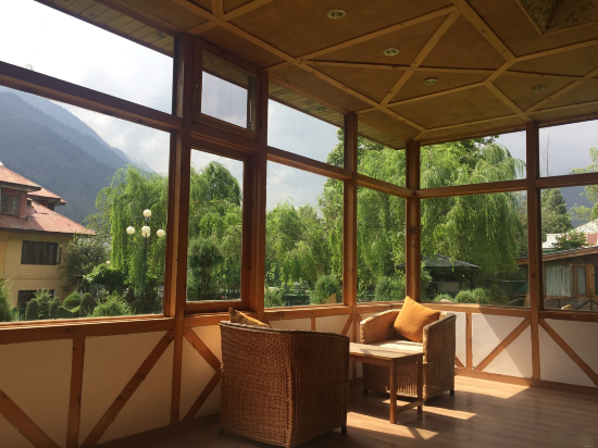 Hotel Volga - Pahalgam - Balcón